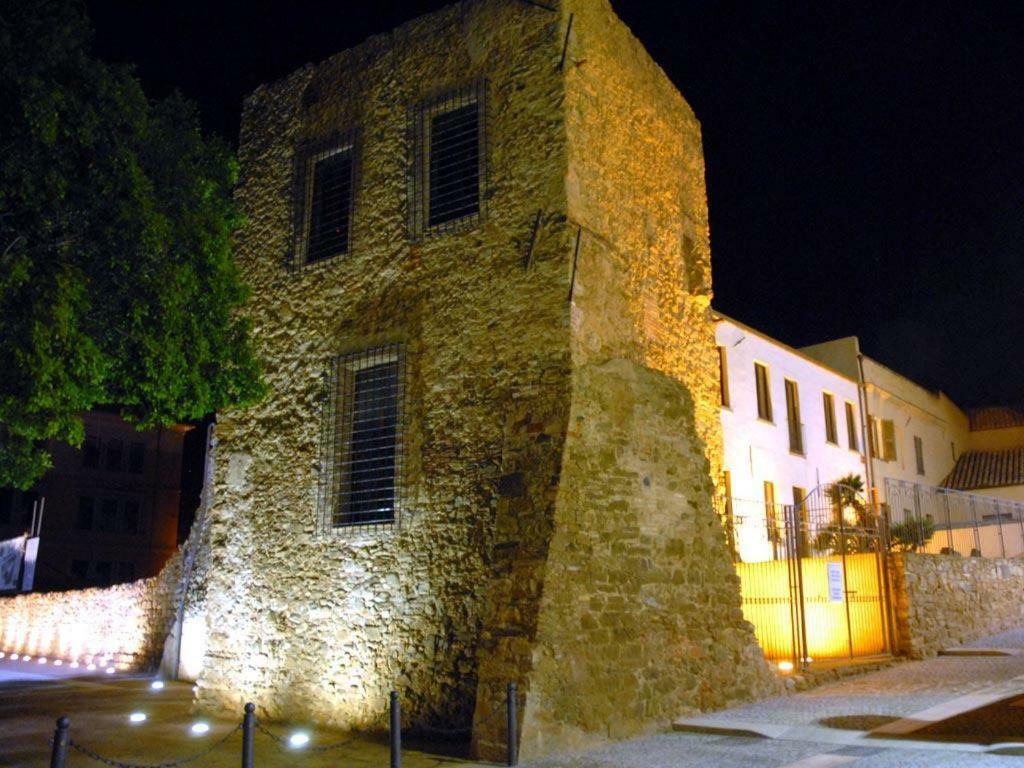 B&B Quintino Sella Iglesias Dış mekan fotoğraf